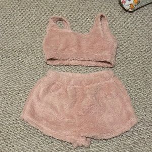 A two piece set, soft pink, very fuzzy and warm.